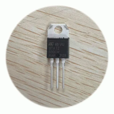 Transistor BTA12-600cwrg Transistor a tiristori di alta qualità To220 BTA12-600cw